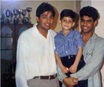 Inzamam-ul-Haq-Waqar-Younis-Old-Rare-Picture54776084_2012121814719.jpg