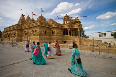 Wembley temple.jpg