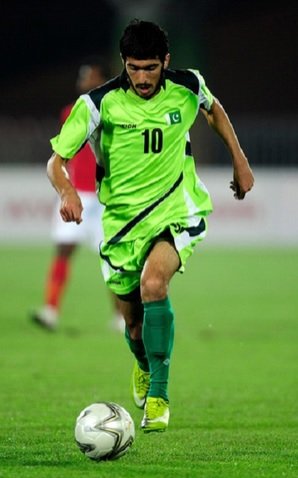 kaleemullah_football.jpg