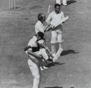 Tony Greig rocking Gundapa Vishwanath like a baby when he reached his hundred. (India vs England.jpg Tony Greig rocking Gundapa Vishwanath like a baby when he reached his hundred. (India vs England.jpg