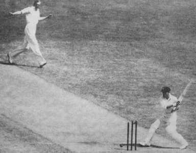 Bradman bowled first ball when expecting a bouncer from Bowes during the famous bodyline series .jpg