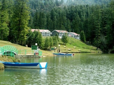 Kashmir, Rawalakot, Banjosa Lake.jpg