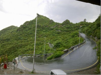 355136d1345135805-beautiful-road-islamabad.jpg