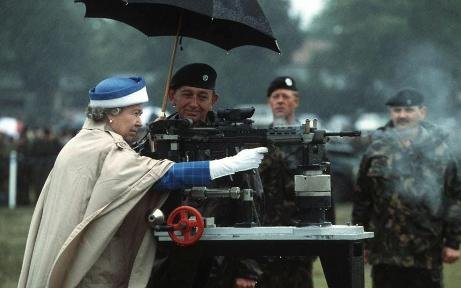 queen1.jpg