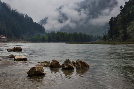 Kamar River .. NaraN.jpg