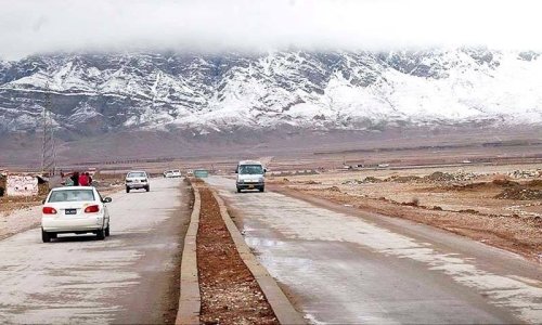 way to Hana urak,hana lake .quetta.jpg