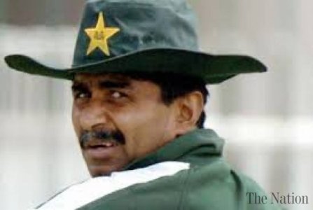 stop-running-after-bcci-javed-miandad-tells-pcb-1441549295-2466.jpg stop-running-after-bcci-javed-miandad-tells-pcb-1441549295-2466.jpg