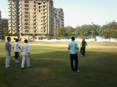 al-farooq cricket ground, nazimabad#2..jpg