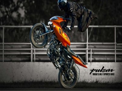bajaj-pulsar-220-f-8-638.jpg