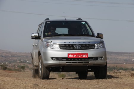 Tata-Safari-Storme-5.jpg