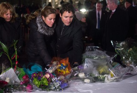 quebec-mosque-shooting-vigils-20170130.jpg