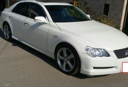 Toyota-mark-x-2.jpg