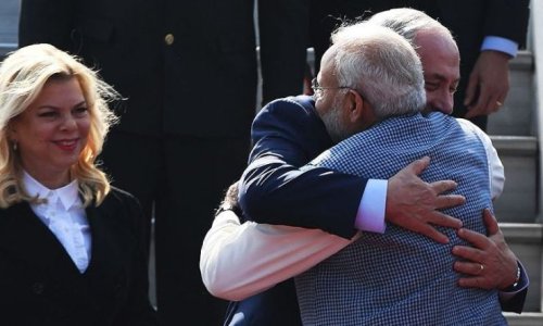 Modi.JPG Modi.JPG