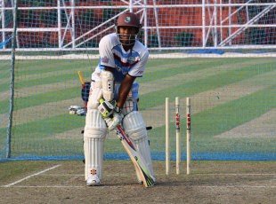 chanderpaul-nets-1447664464-800.jpg