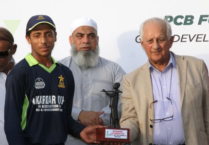 Chairman PCB giving away winning trophy to Captain.jpg