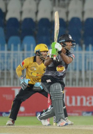Fakhar Zaman glories cover drive forboundry.jpg