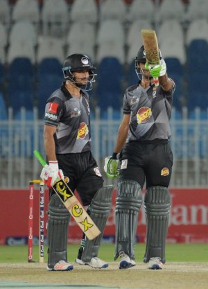 Fakhar Zaman Celebrate his fifty against KPK.jpg
