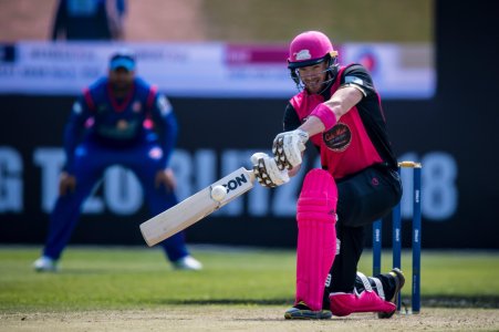 Rikki Wessels knocked 91 runs off 37 delliveries for Jaguars on day 3 of HKT20 Blitz.jpg