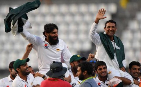 535859046-MisbahUlHaqandYounisKhan_6.jpg