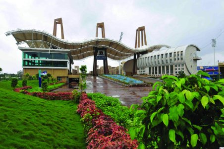 D Y Patil Stadium, Navi Mumbai Out.jpg D Y Patil Stadium, Navi Mumbai Out.jpg