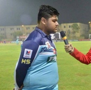 Azam-Khan.jpg