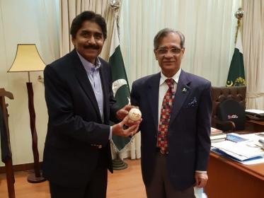 1835327-cjp-1540651901-503-640x480.jpg 1835327-cjp-1540651901-503-640x480.jpg