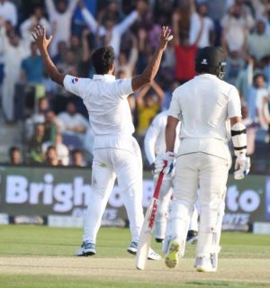 Pak vs NZ 1st Test Day 3 1.jpg