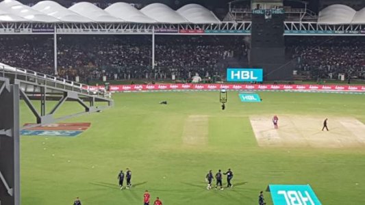 PSL_Crowd_10_Mar_2019_1.jpg