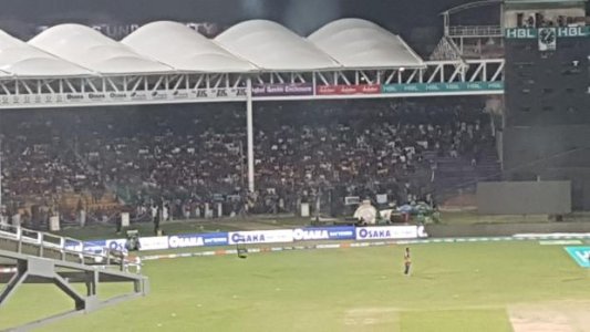PSL_Crowd_11_Mar_2019_1.jpg