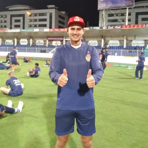 alex hales.jpg