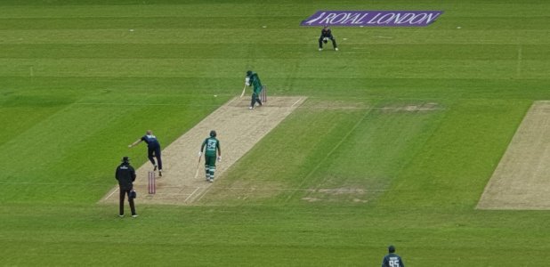 Pak_vs_Eng_19_May_2019_02.jpg