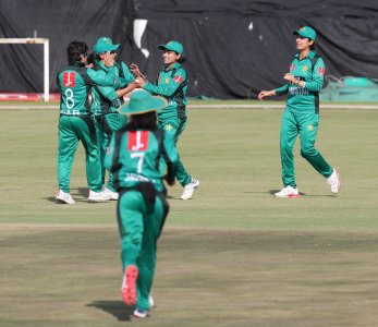 Pak_vs_SA_23_May_2019_03.jpg