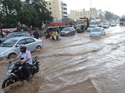 Heavy Rain in Hyderabad Photo Gallery_1.jpg