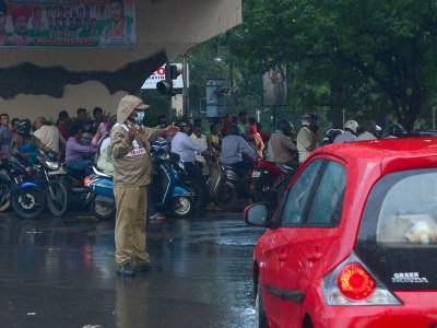 Heavy Rain in Hyderabad Photo Gallery_22.jpg