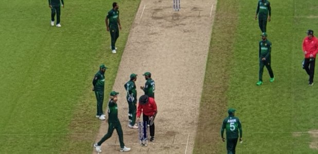 Pakistan_vs_NewZealand_26_June_2019_02.jpg