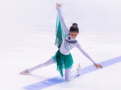 WPK-191128--The-Dubai-based-Pakistani-girl-secured-the-top-spot-in-international-competition-in-.jpg