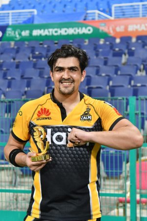 amir1.jpg