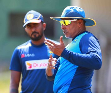 Chaminda Vaas - This morning attending training with the National Squd players (2).jpg