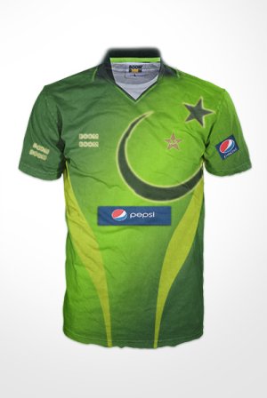 paktop3newstripesnewmoonstar1.jpg