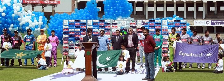 Opening ceremony of Faysal Bank Super Eight T20 Cup 2012-13.jpg
