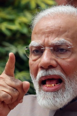 Modi teeth.jpg