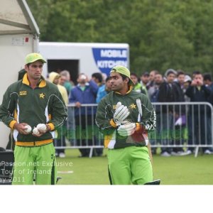 Hammad & Jr. getting ready for a street fight