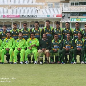 England U19 vs Pakistan U19 - Tri-Nation Final