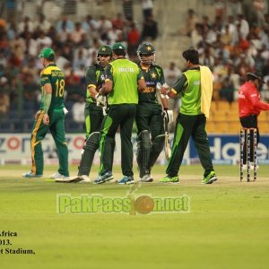 Pakistan VS South Afirca - 4th ODI - Dubai - 8th November 2013