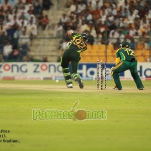 Pakistan VS South Afirca - 4th ODI - Dubai - 8th November 2013