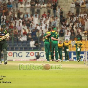 Pakistan VS South Africa - Dubai - 4th ODI - 8th November