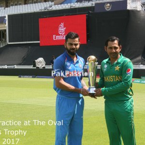 Sarfraz Ahmed and Virat Kohli before the 2017 Champions Trophy final