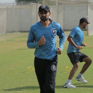 Shoaib Malik in training