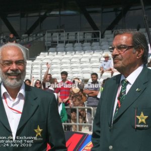 Pakistan v Australia Test Series - 2nd Test - Headingley - Day 4