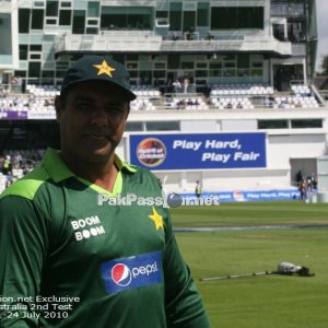 Pakistan v Australia Test Series - 2nd Test - Headingley - Day 4